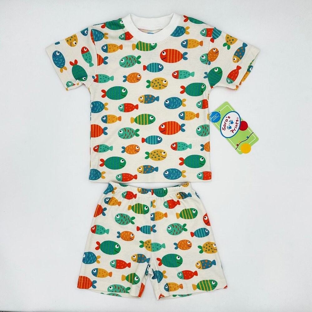 NWT Sara's Prints short pajama set Fish print — perfect for warm nights. Size 2T